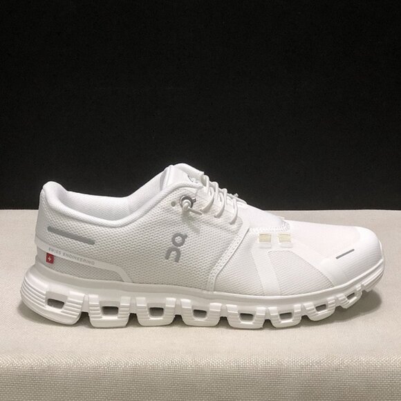 ON Cloud 6 Shoes - White NEW - All-Day Wear - Picture 4 of 5